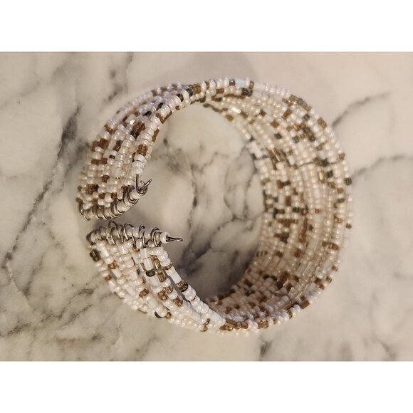 Stretchable Beaded Coil Bracelet With Mixed White & Gold Beads - Picture 2 of 4